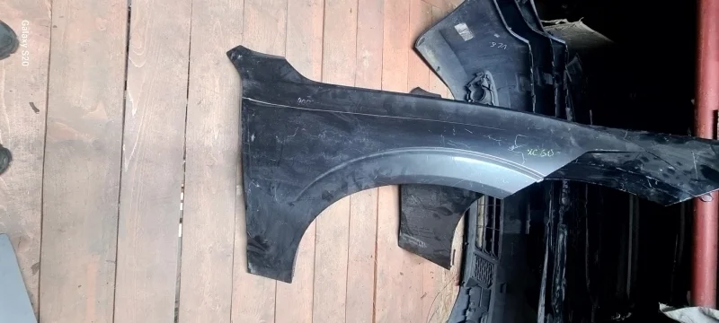 Крыло Volvo 32297442, переднее правое