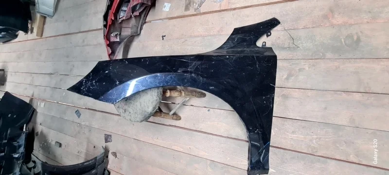 Крыло Volvo 31301261, переднее левое