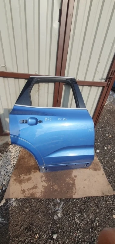 Дверь Volvo XC60 2019 31689548 B4204T26, задняя правая