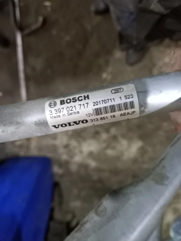 Трапеция дворников Volvo S90 31385115