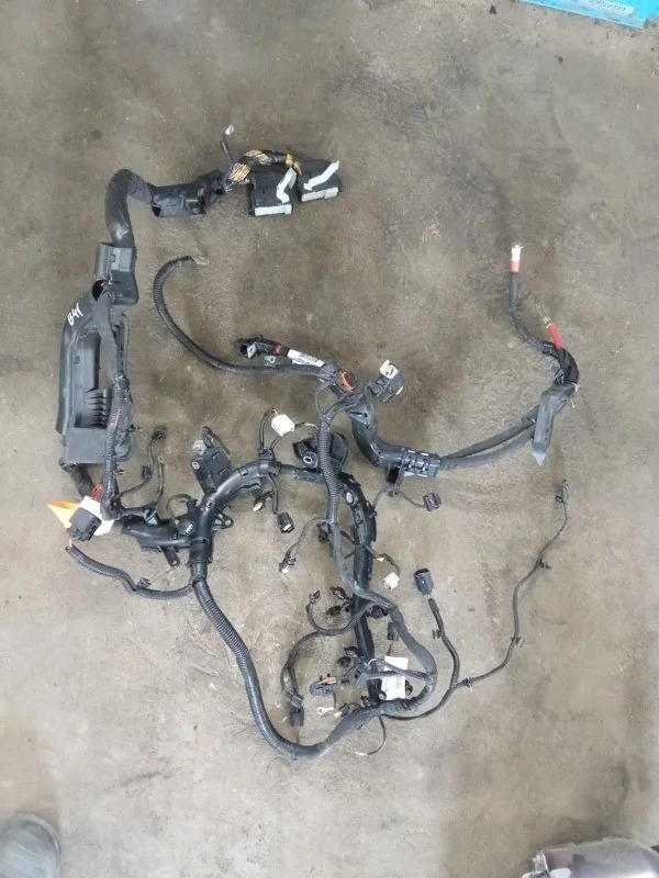 Жгут проводов двс Volvo XC60 2019 31499292 B4204T26