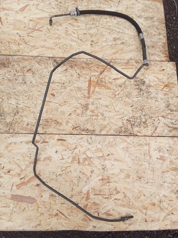 Трубка гидроусилителя руля Volvo XC90 2003 30665731 B5254T2