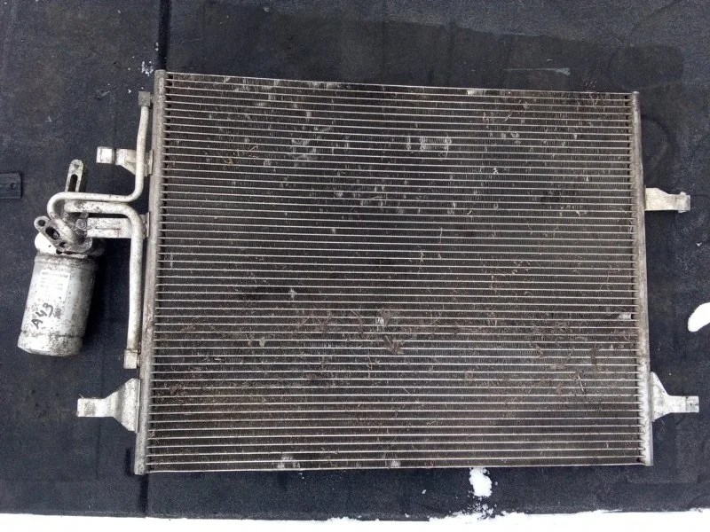 Радиатор кондиционера Volvo XC60 2011 31332027 D5244T10