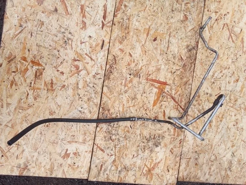 Трубка гидроусилителя руля Volvo 30665039