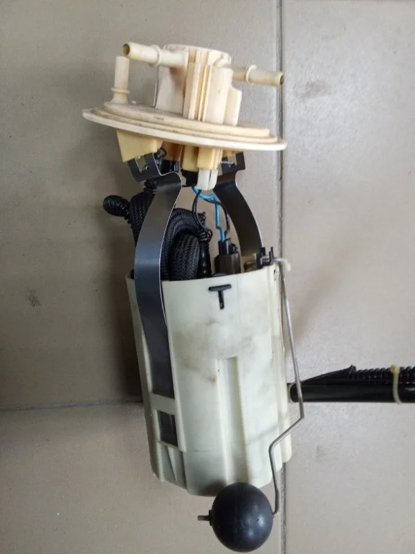 Топливный насос Volvo XC90 30761742 B5254T2