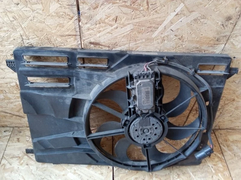 Вентилятор охлаждения Volvo S80 2007 30792866