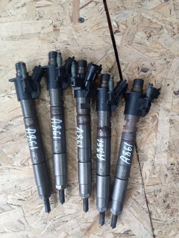 Форсунка топливная Volvo XC60 2011 36002662 D5244T10