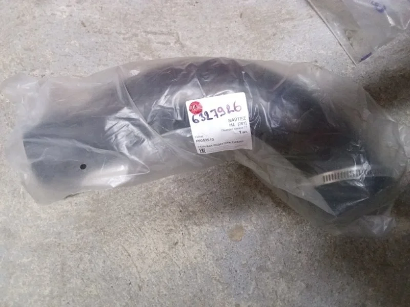 Шланг интеркулера Volvo F0053S10, правый