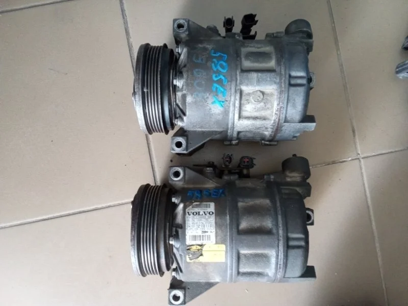 Компрессор кондиционера Volvo S80 36002585 D5244T10