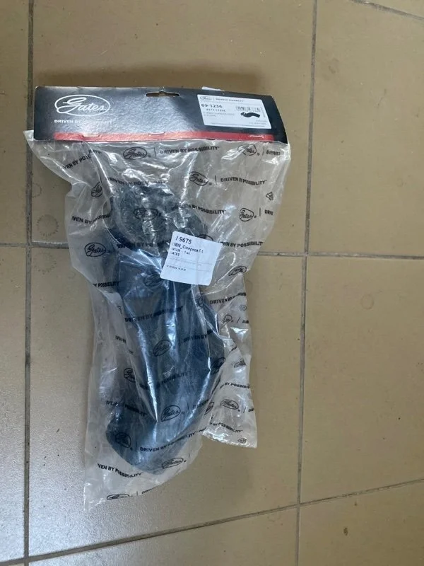 Шланг интеркулера Volvo 091236