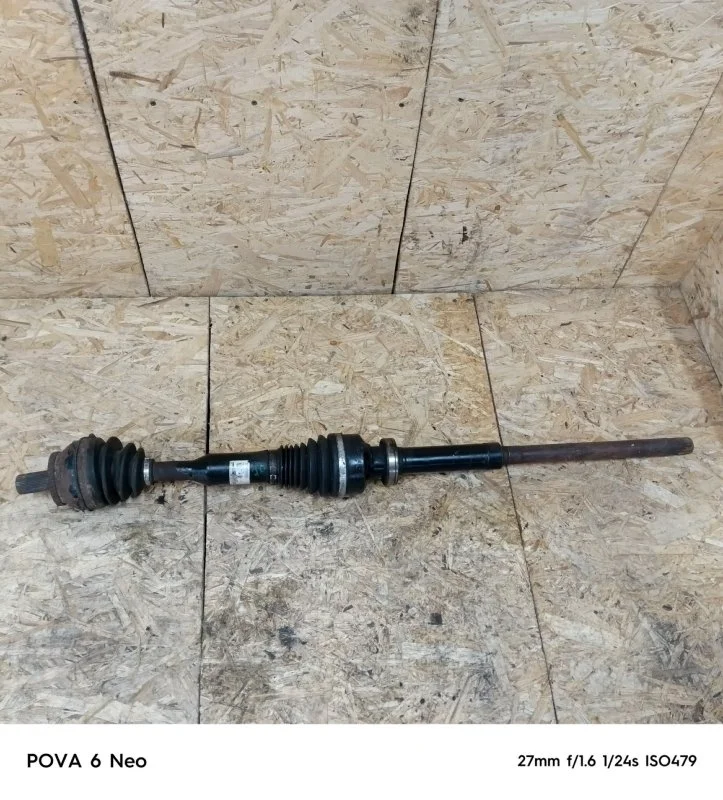 Приводной вал Volvo XC90 36001218 D5244T4, передний правый