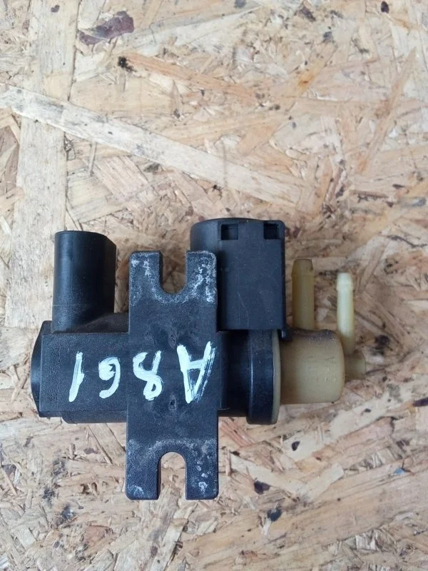 Клапан турбокомпрессора Volvo XC60 2011 31293964 D5244T10