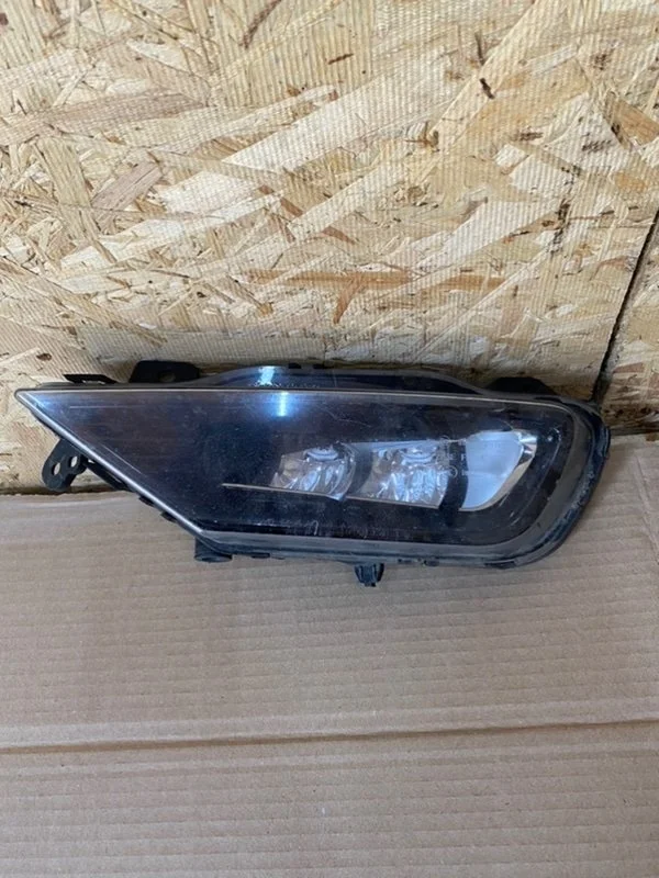 Фара противотуманная Volvo XC90 31395865, передняя левая