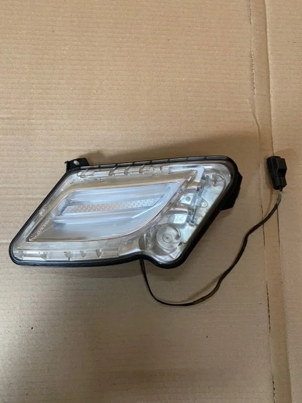 Дневной ходовой огонь Volvo S60 2011 31278558, правый