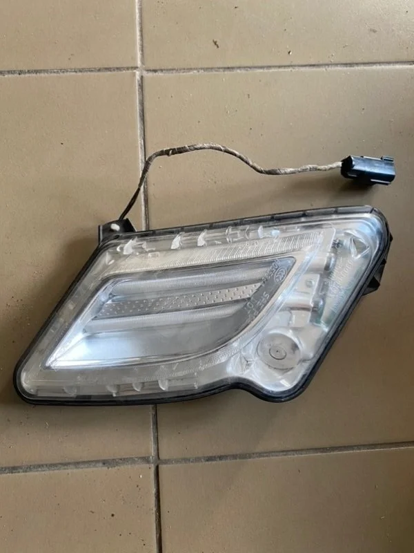 Дневной ходовой огонь Volvo S60 2011 31278558, правый