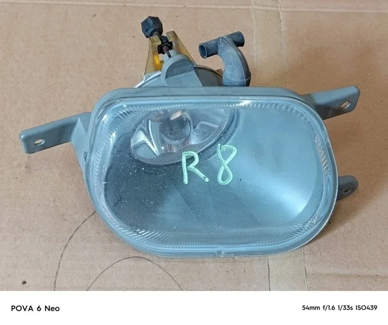 Фара противотуманная Volvo XC90 2009 31111182 D5244T4, левая