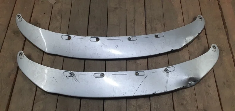 Накладка бампера Volvo XC70 30698473, передняя