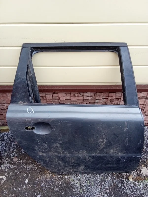 Дверь Volvo V70 32228897, задняя правая