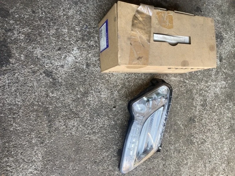 Дневной ходовой огонь Volvo 31278557, левый
