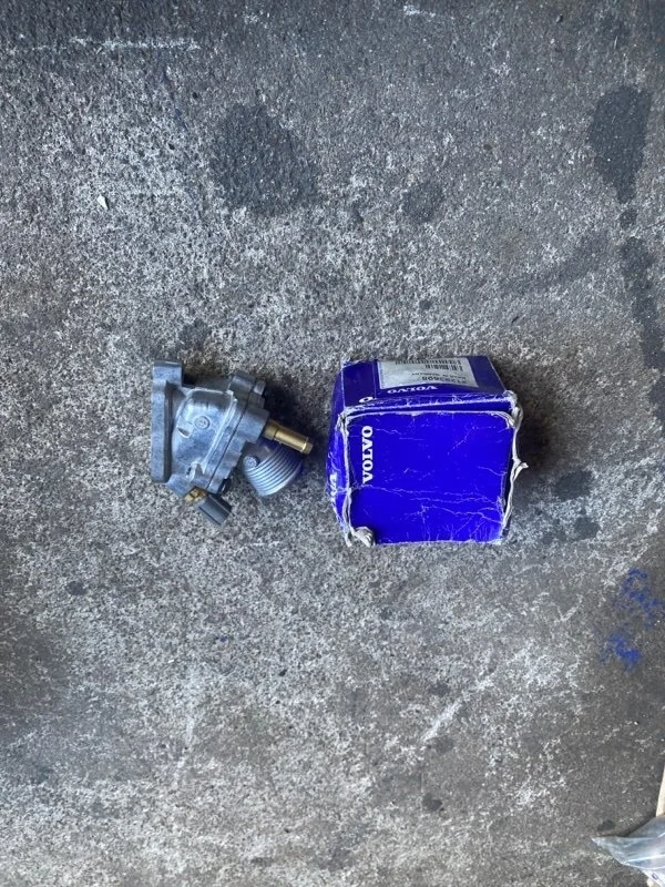 Термостат Volvo 31293698