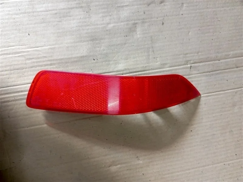 Катафот бампера Volvo XC70 2009 30744512 D5244T4, задний правый