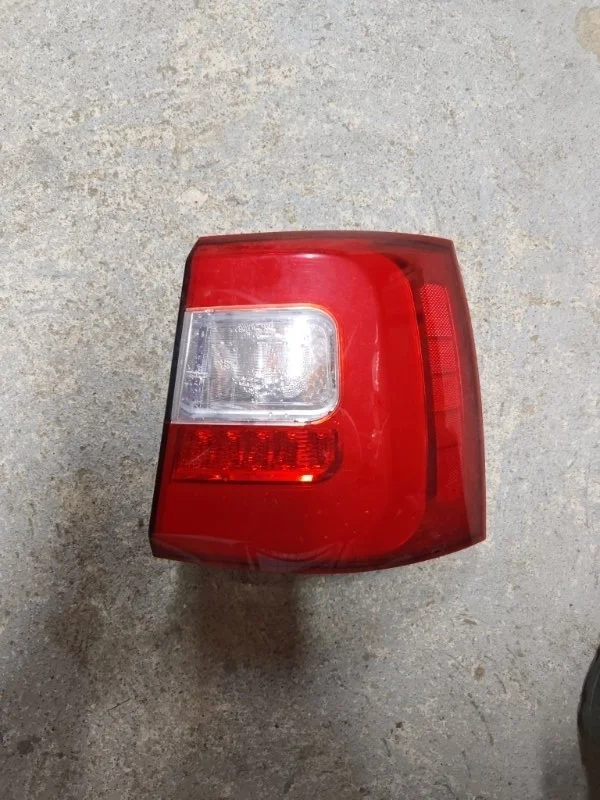 Фонарь KIA SORENTO 924022P620, задний правый