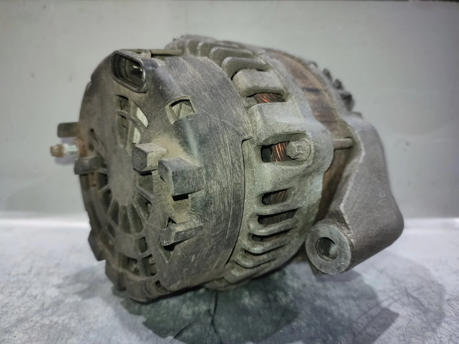 Генератор SsangYong Kyron