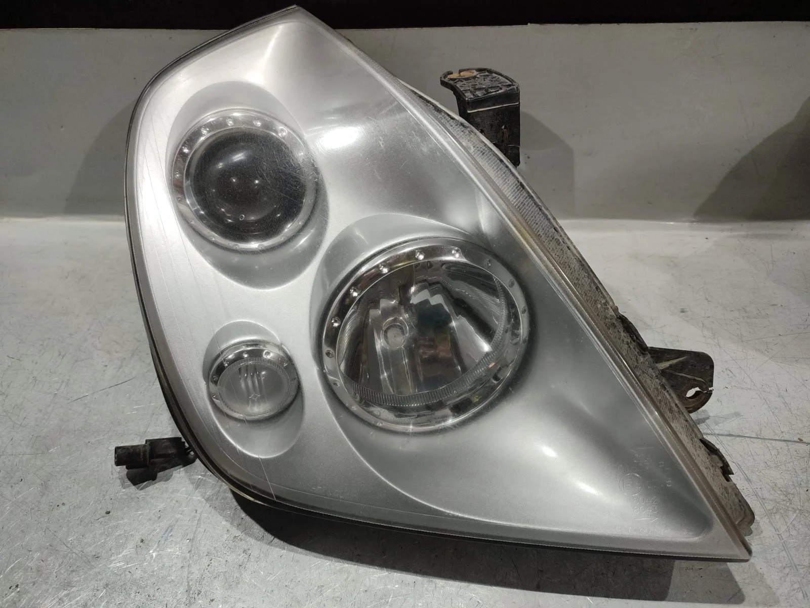 Фара SsangYong Rexton 2005 Y200