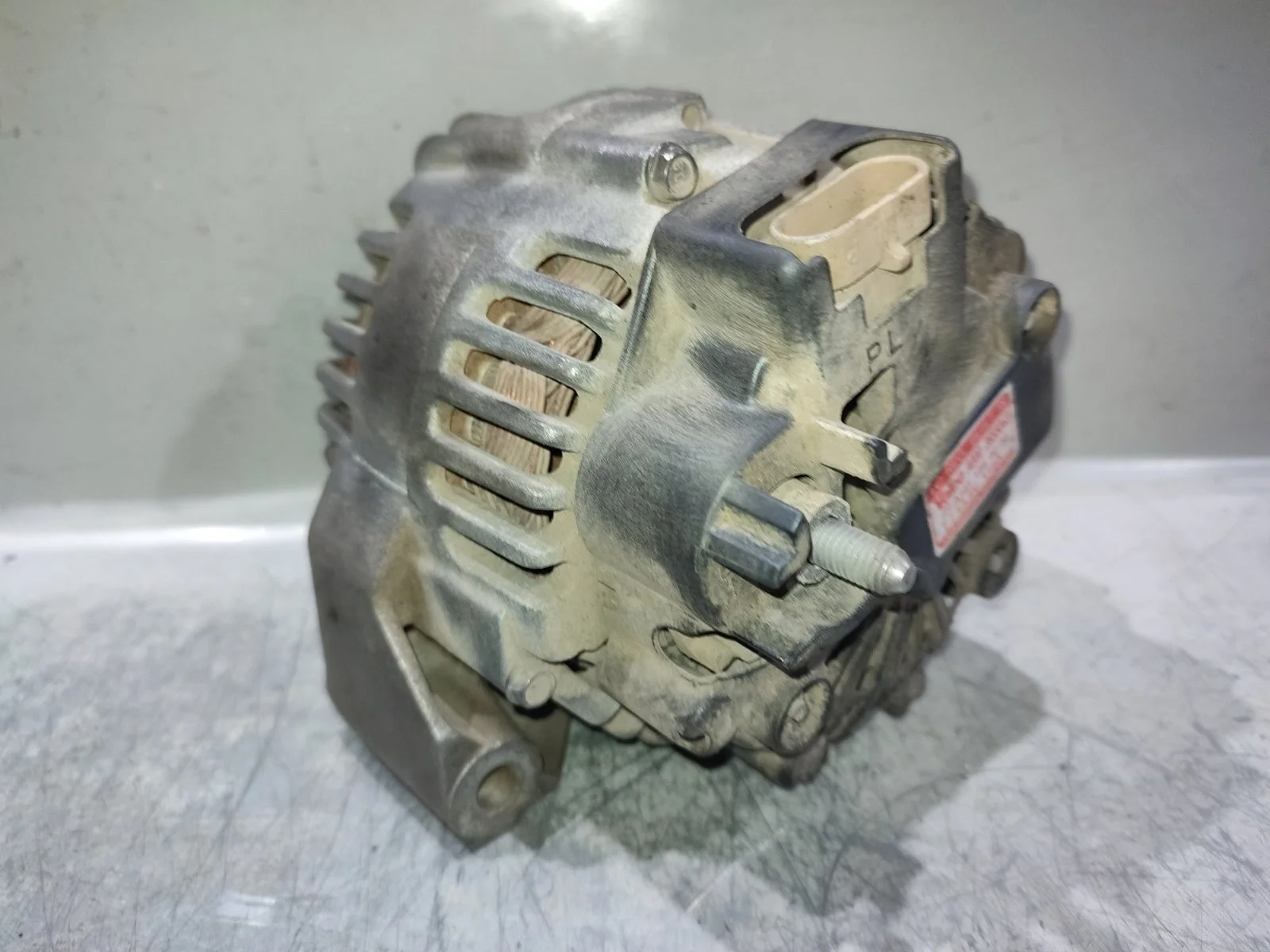 Генератор SsangYong Rexton 2005 Y200