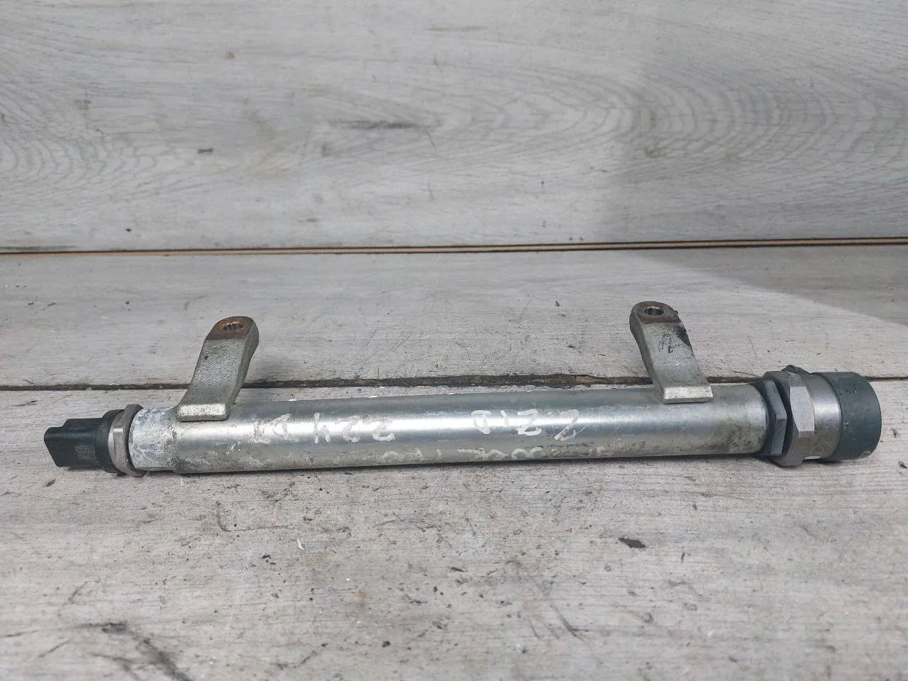 топливная рампа Land Rover Freelander 2