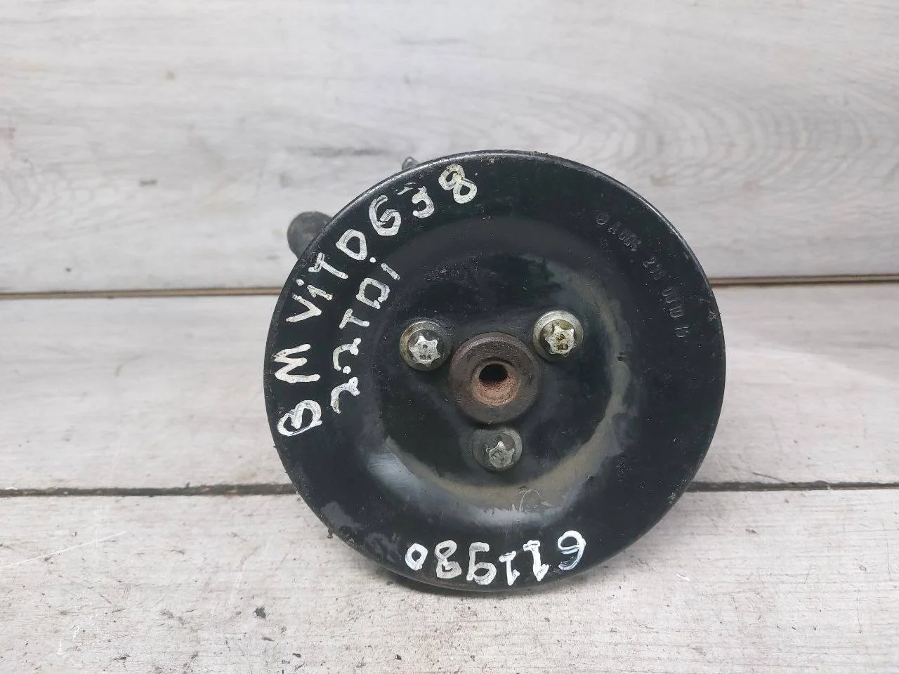 насос гидроусилителя руля Mercedes-Benz Vito W638