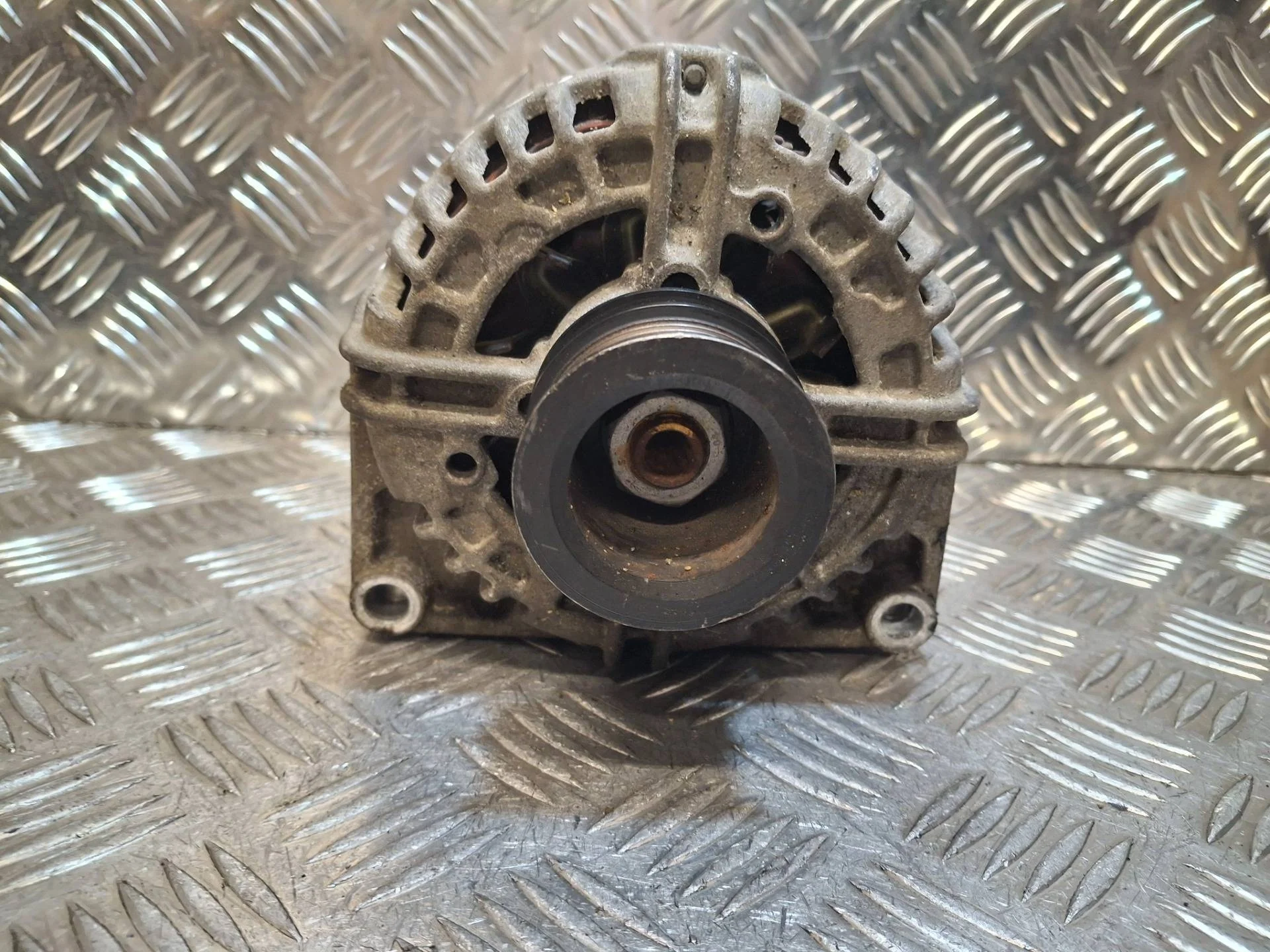 генератор Opel Astra H рест.