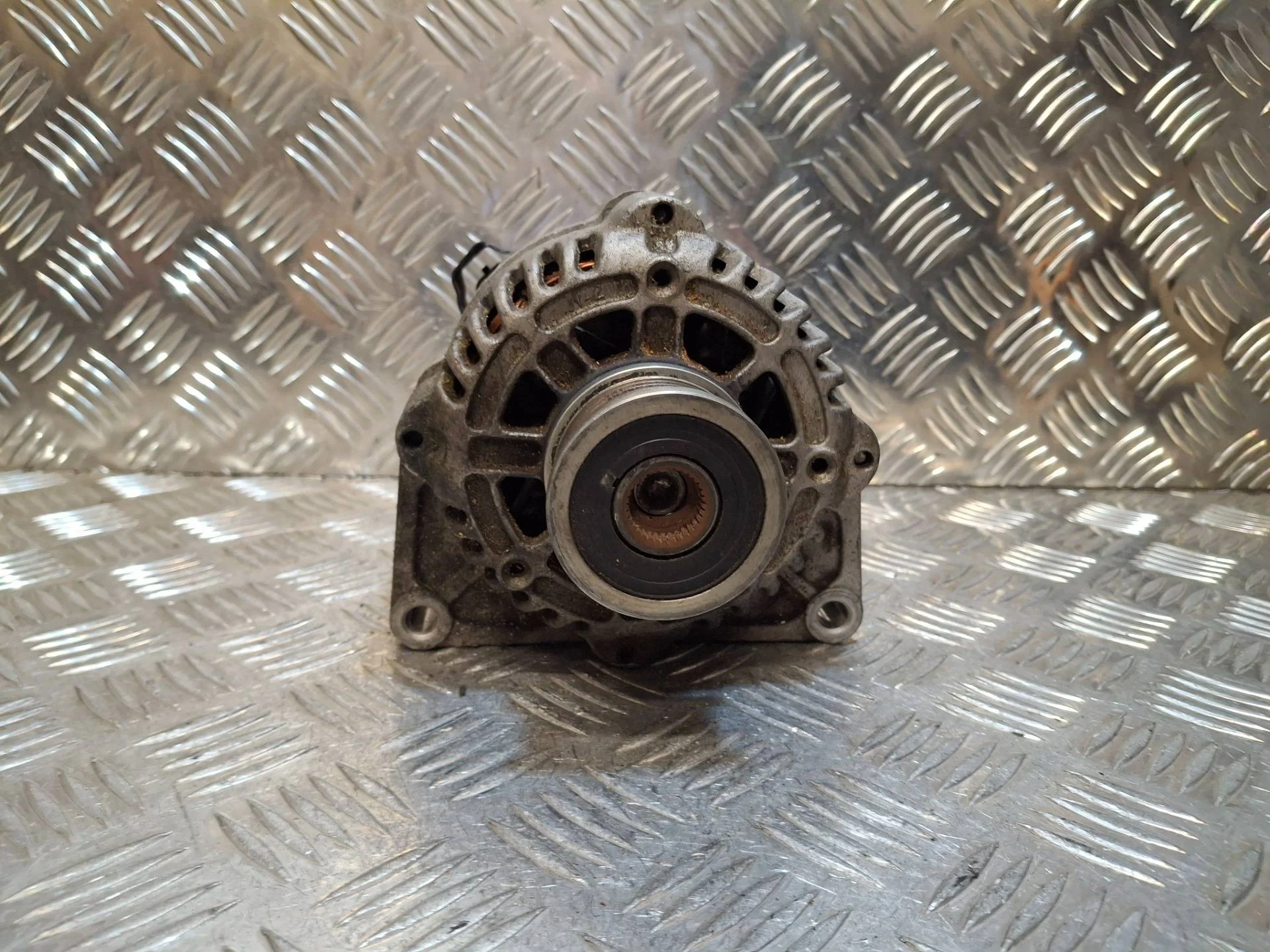 генератор Chevrolet Cruze J300