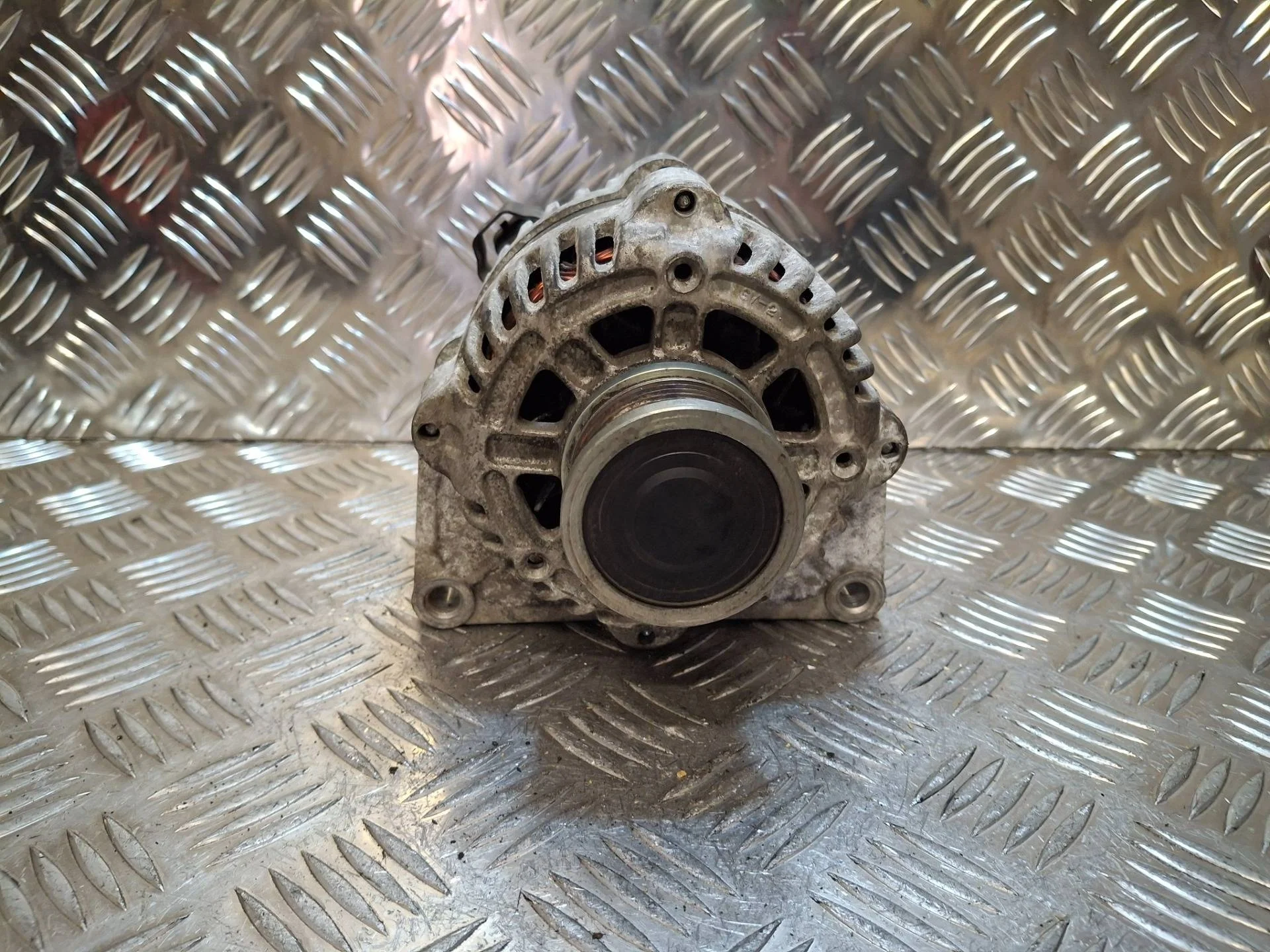 генератор Chevrolet Cruze J300