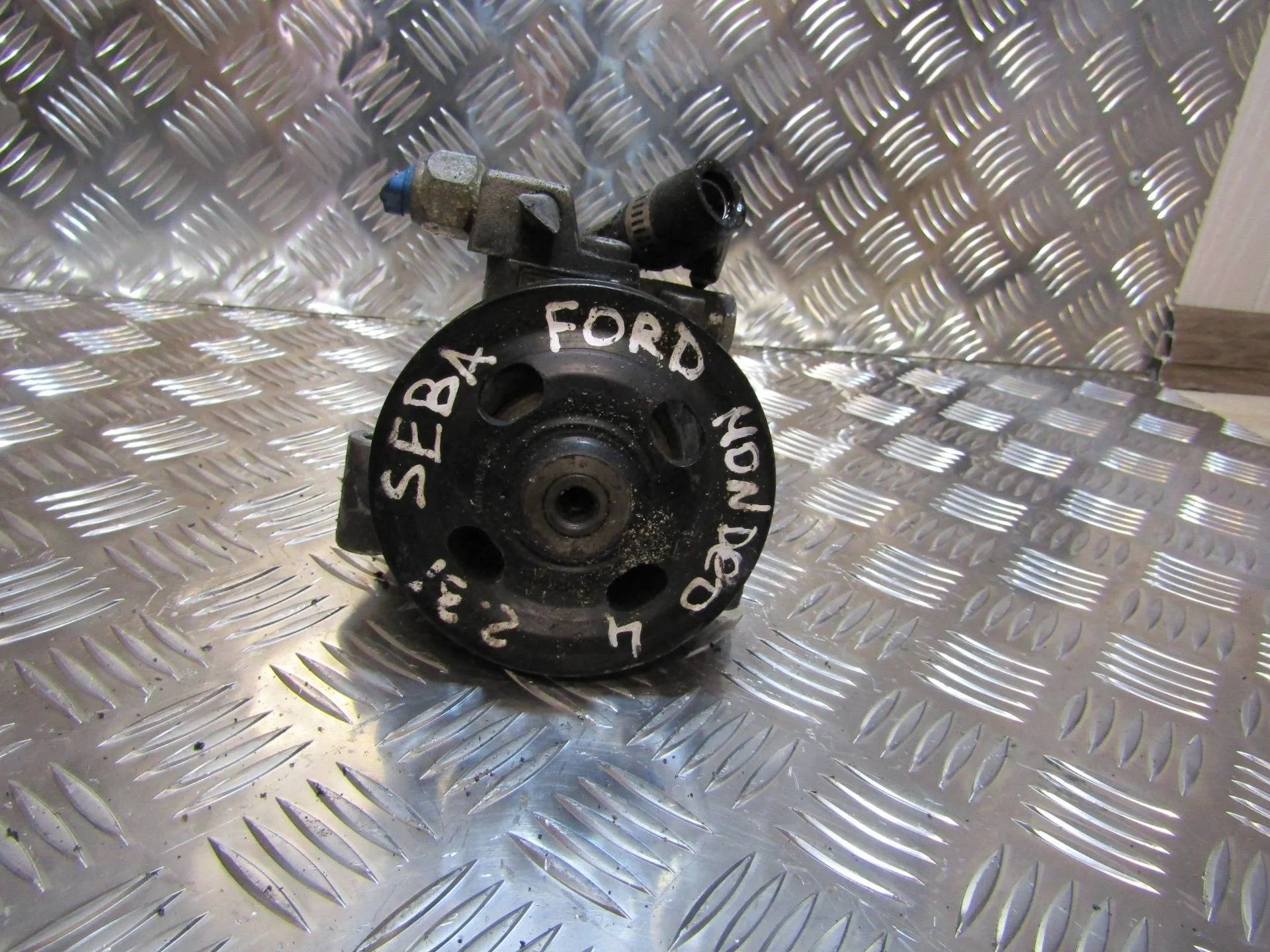 насос гидроусилителя руля Ford Mondeo 4