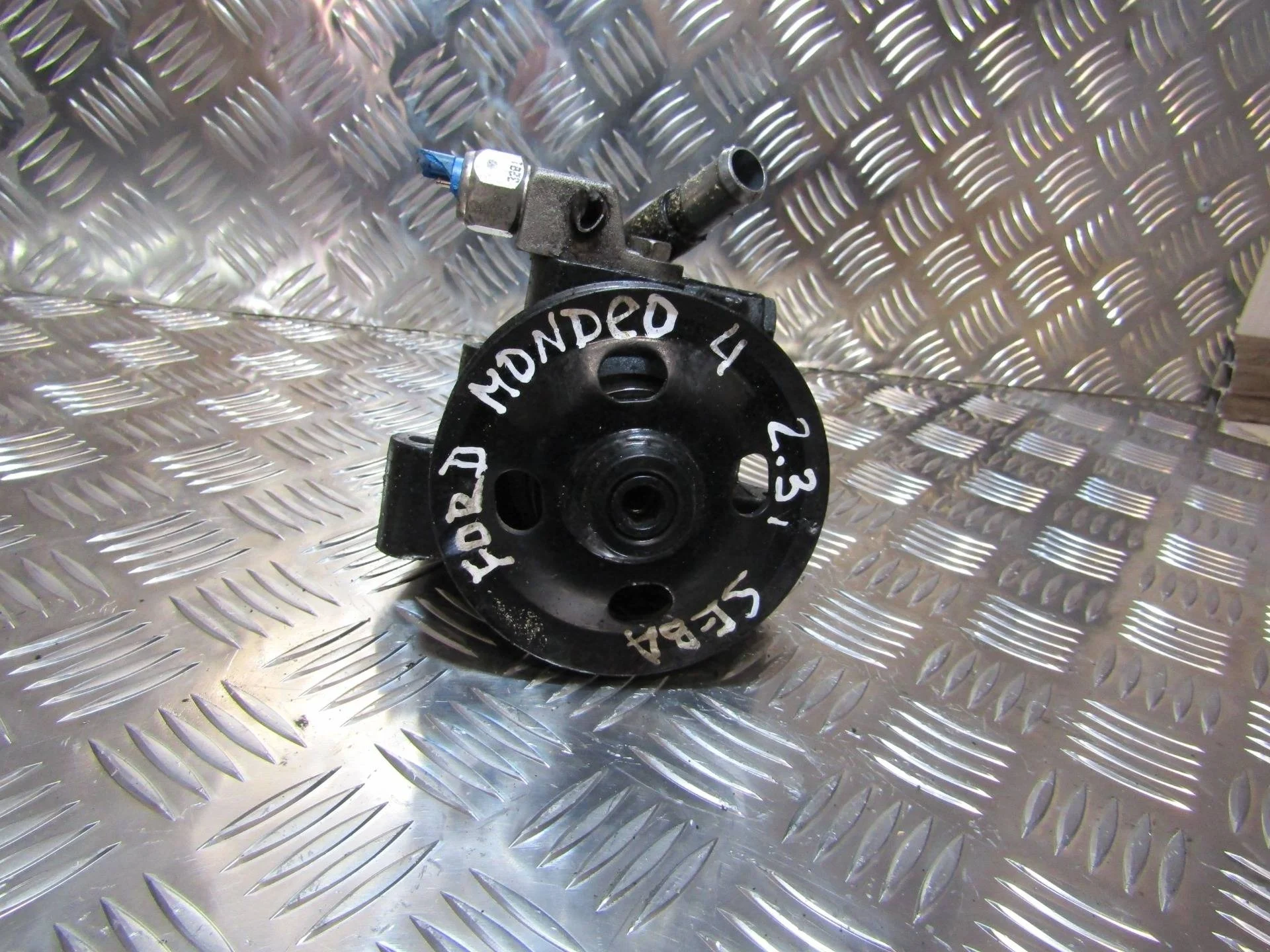 насос гидроусилителя руля Ford Mondeo 4