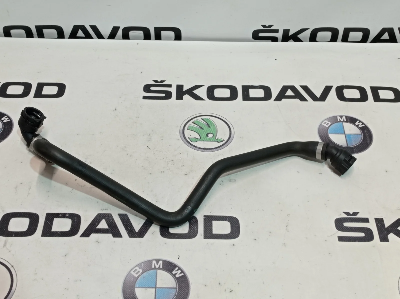 Патрубок системы охлаждения BMW 5 series 2011 17127619685 F10 N20B20A