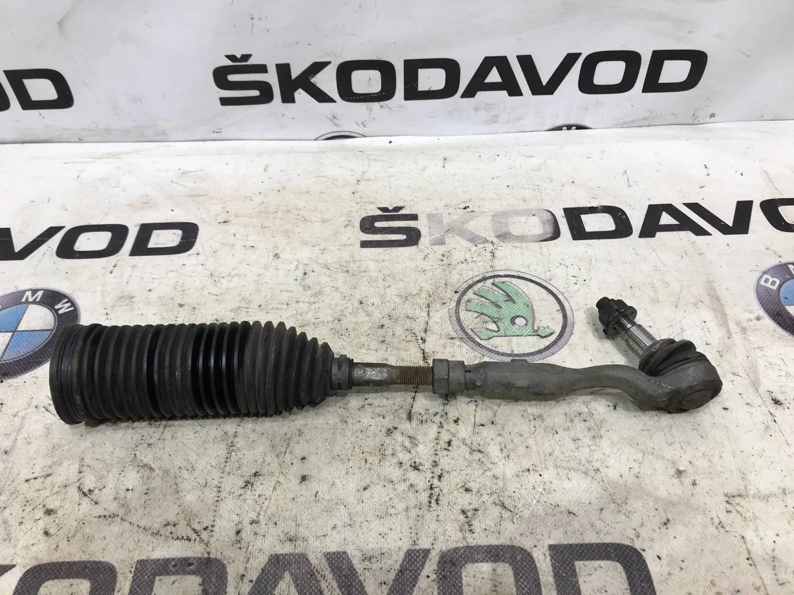 Наконечник рулевой тяги BMW 5 series 2011 32106784719 F10 N20B20A, передний правый