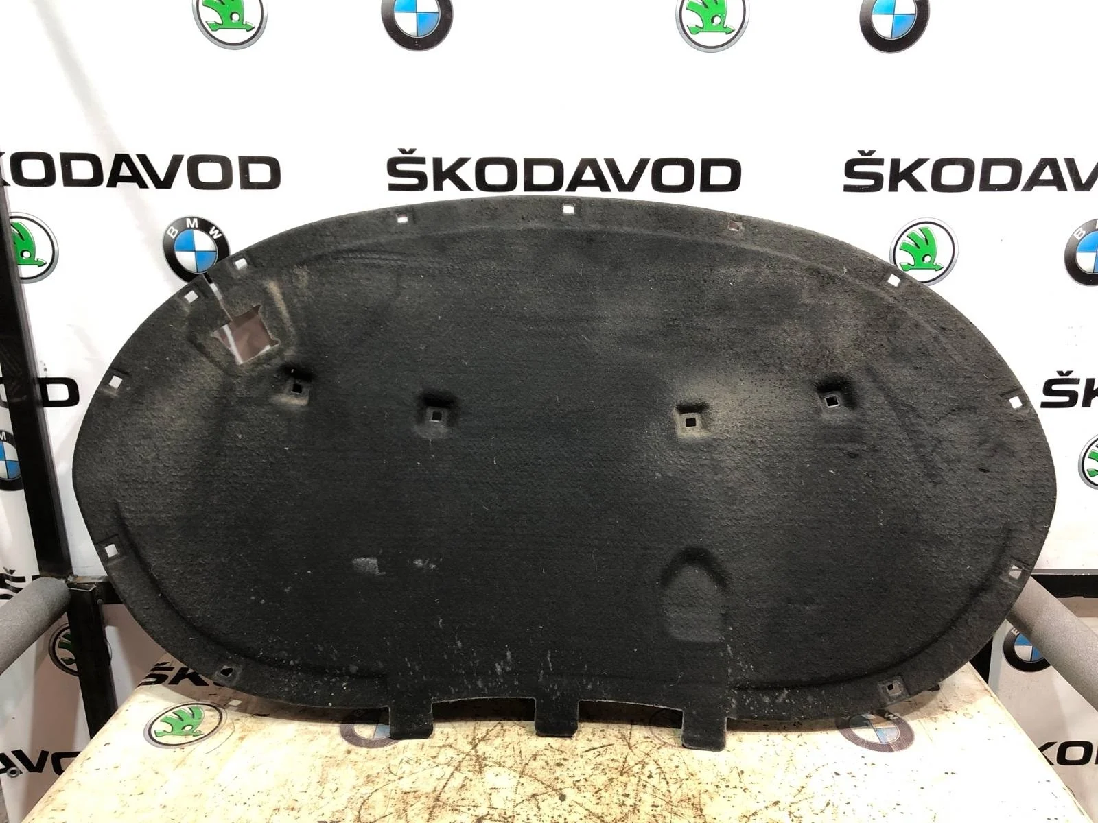 Шумоизоляция капота Volkswagen Passat 2012 3AA863831 B7 1.8 CDAB