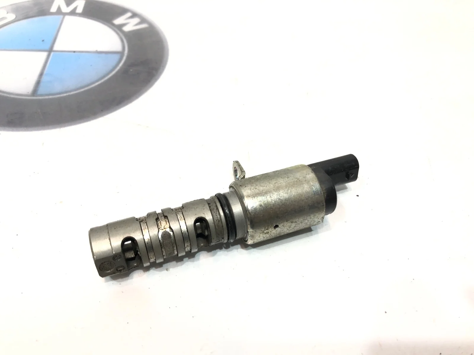 Клапан электромагнитный Skoda Octavia 2020 04E906455D A7 (5E) 1.4 CZDA