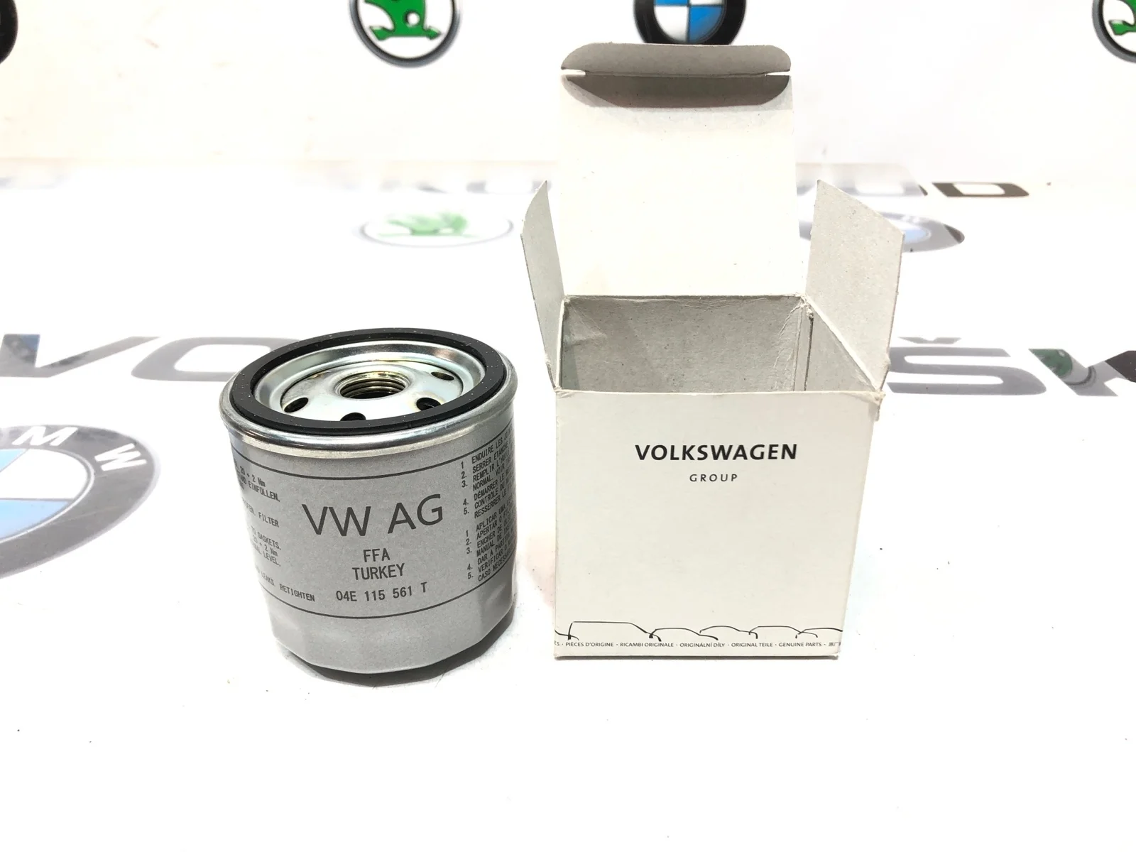 Фильтр масляный Volkswagen Tiguan 2016 04E115561H 2