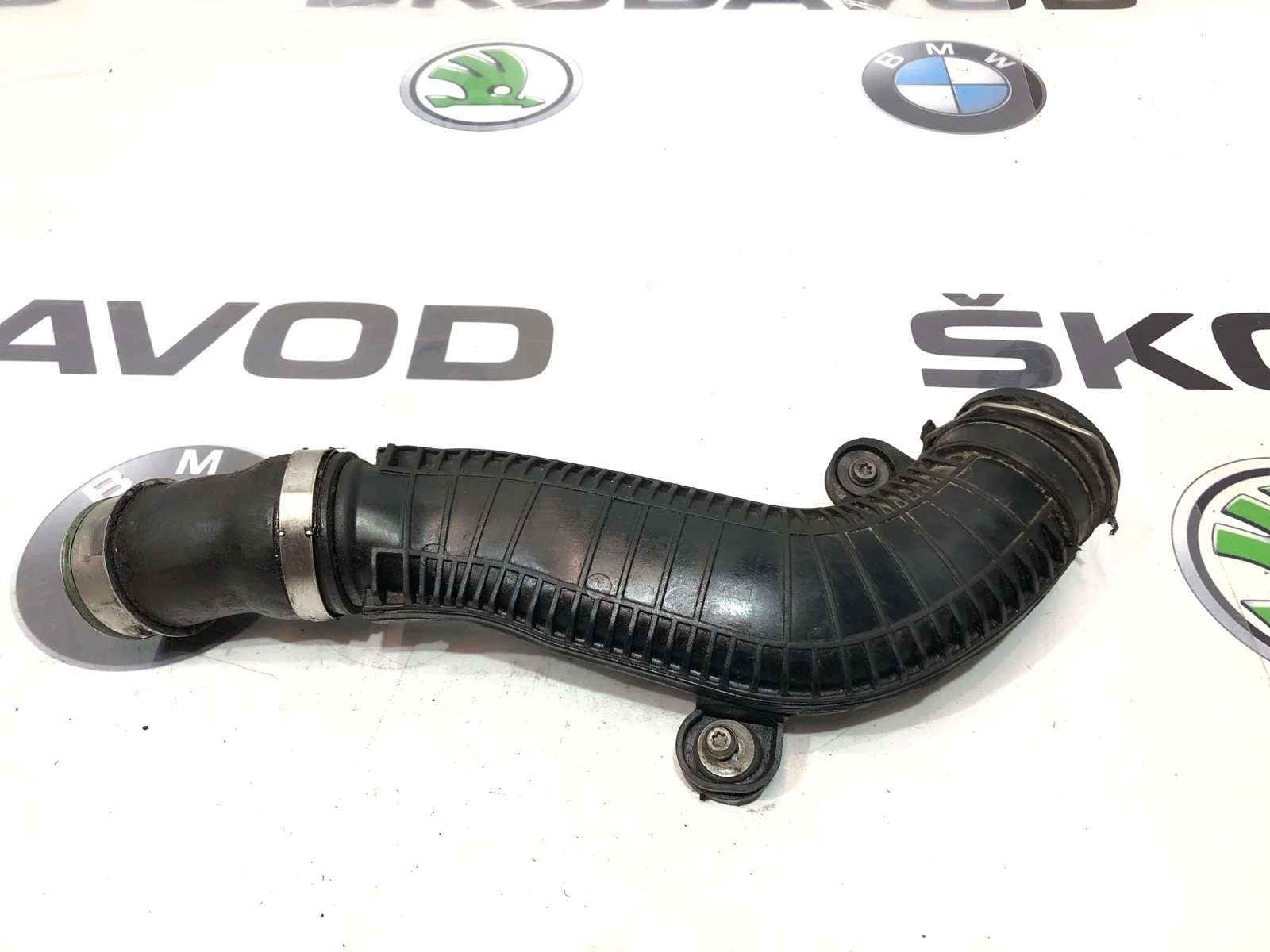 Патрубок интеркулера Skoda Octavia RS 2010 1K0145840R A5 (1Z) 2.0 CCZA