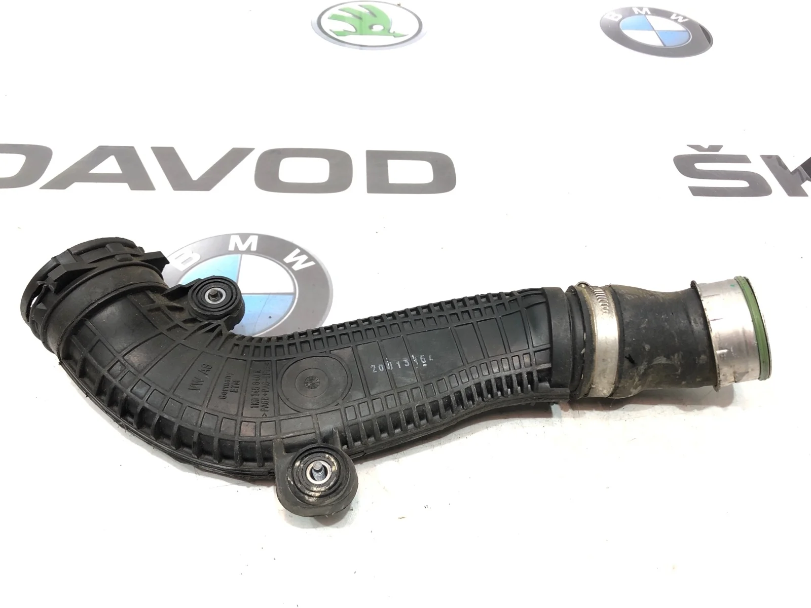 Патрубок интеркулера Skoda Octavia 2010 1K0145840R A5 (1Z) 1.8 CDAB