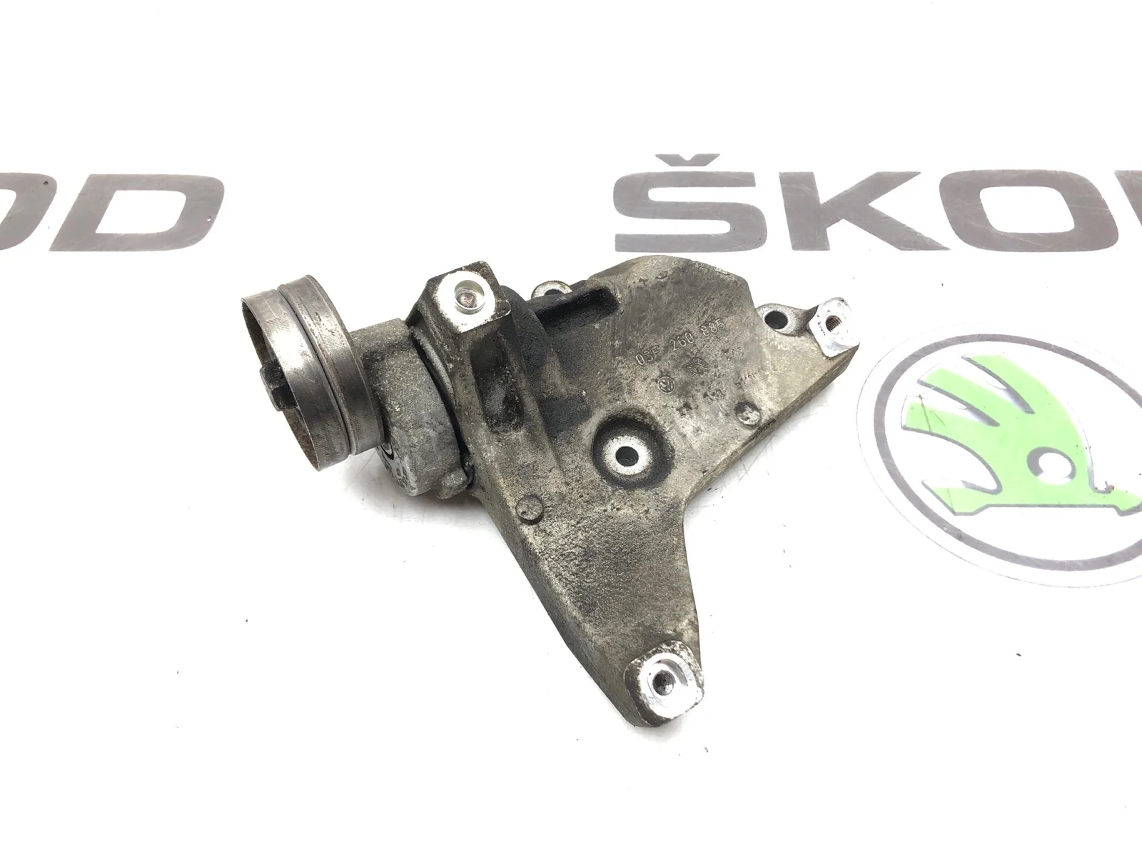 Ролик натяжной ремня генератора Skoda Rapid 2013 03C145299Q 1.2 CBZA