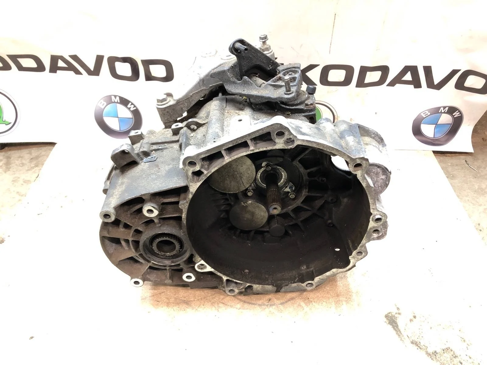 МКПП Skoda Yeti 2009 02Q300012M 5L 1.8 CDAB