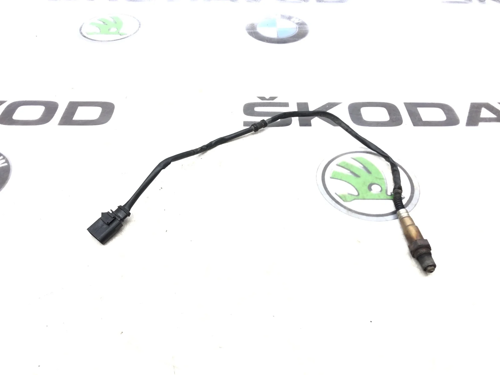 Датчик лямбда зонд нижний Skoda Superb 2012 06F906262AE 2 ДОРЕСТАЙЛИНГ (3T) 1.8 CDAB