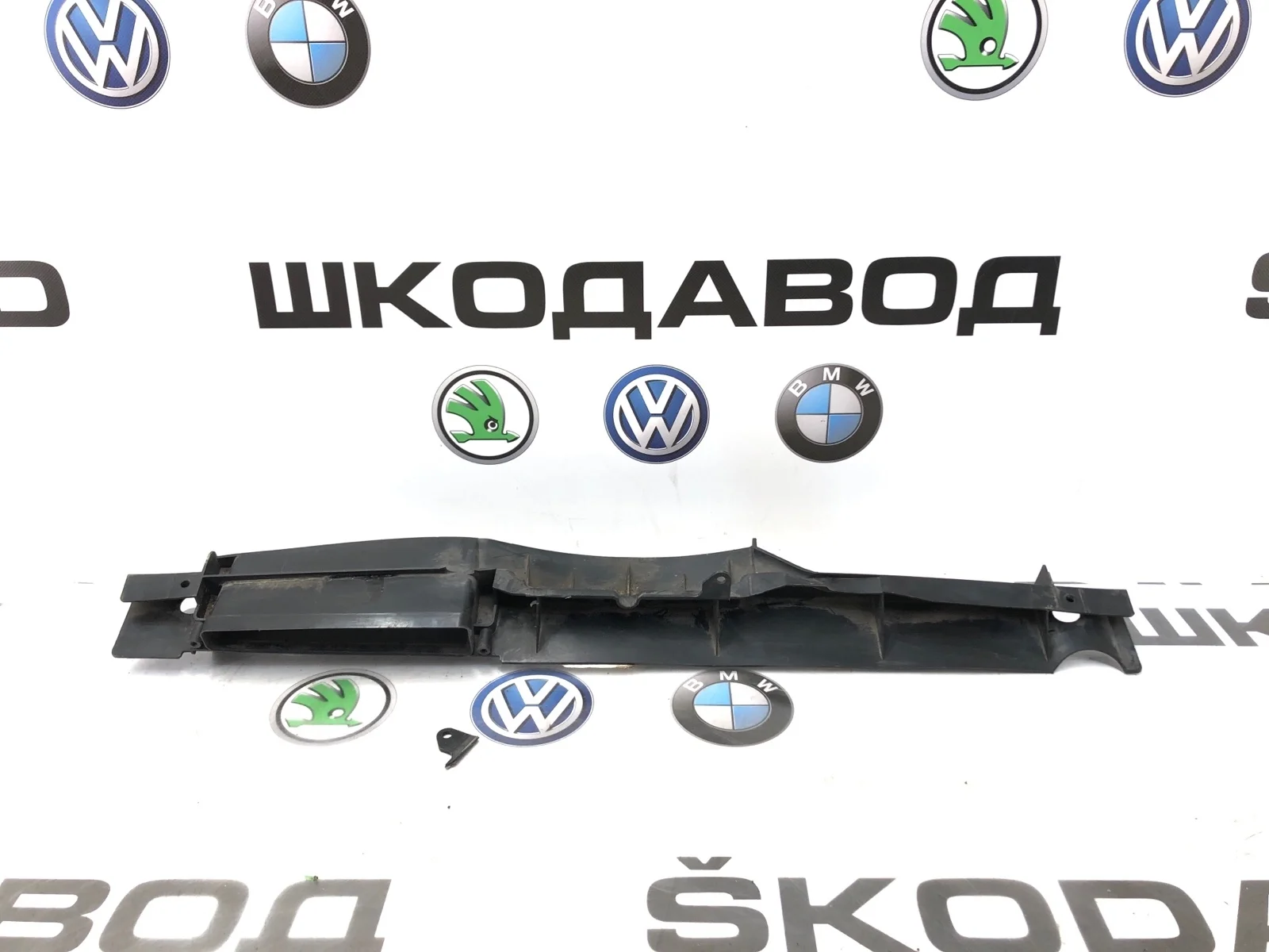 Воздухозаборник Skoda Octavia 2010 1Z0121285F A5 (1Z) 1.8 CDAB