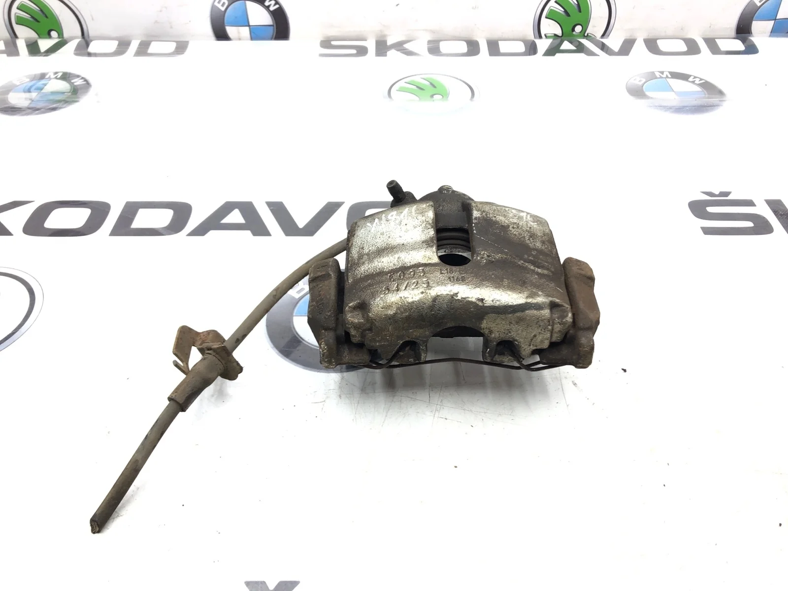 Суппорт тормозной Skoda Superb 2015 1K0615124E 2 РЕСТ (3T), передний правый