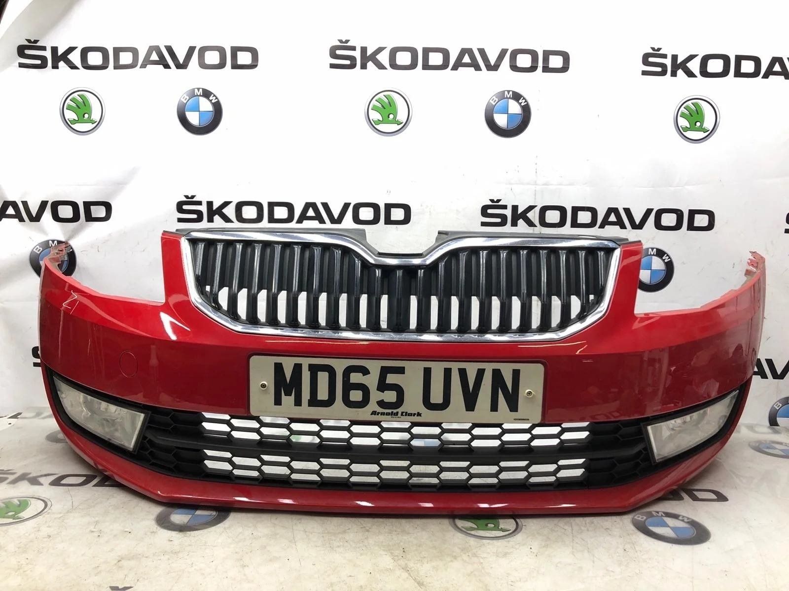 Бампер Skoda Octavia 2015 5E0807217 A7 (5E) 1.2 CYVB, передний