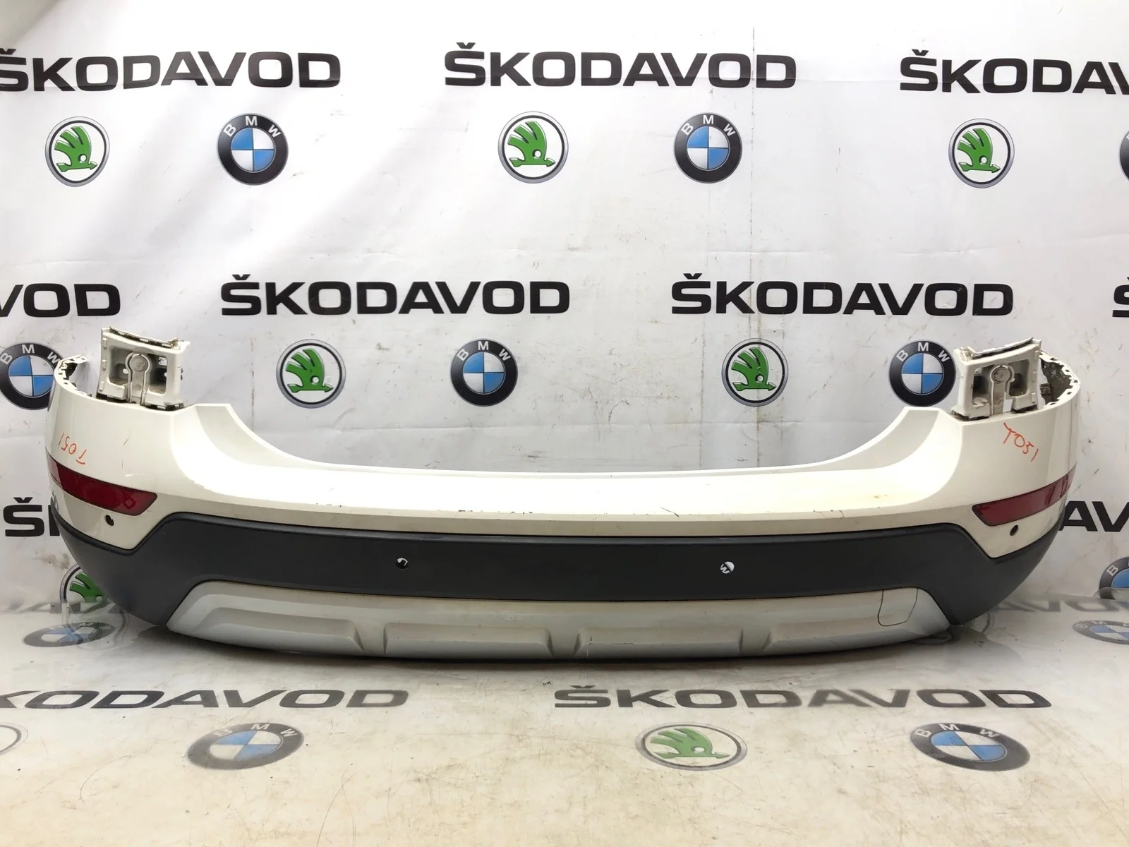 Бампер Skoda Yeti 2014 5L6807421B 5L 2.0 CFHC, задний
